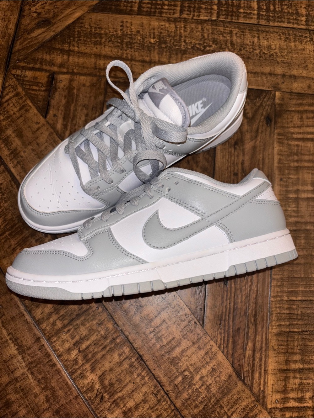 Nike Dunk Retro low sneaker (2025) White/Light Smoke Grey MENS 6.5 WOMENS 8.